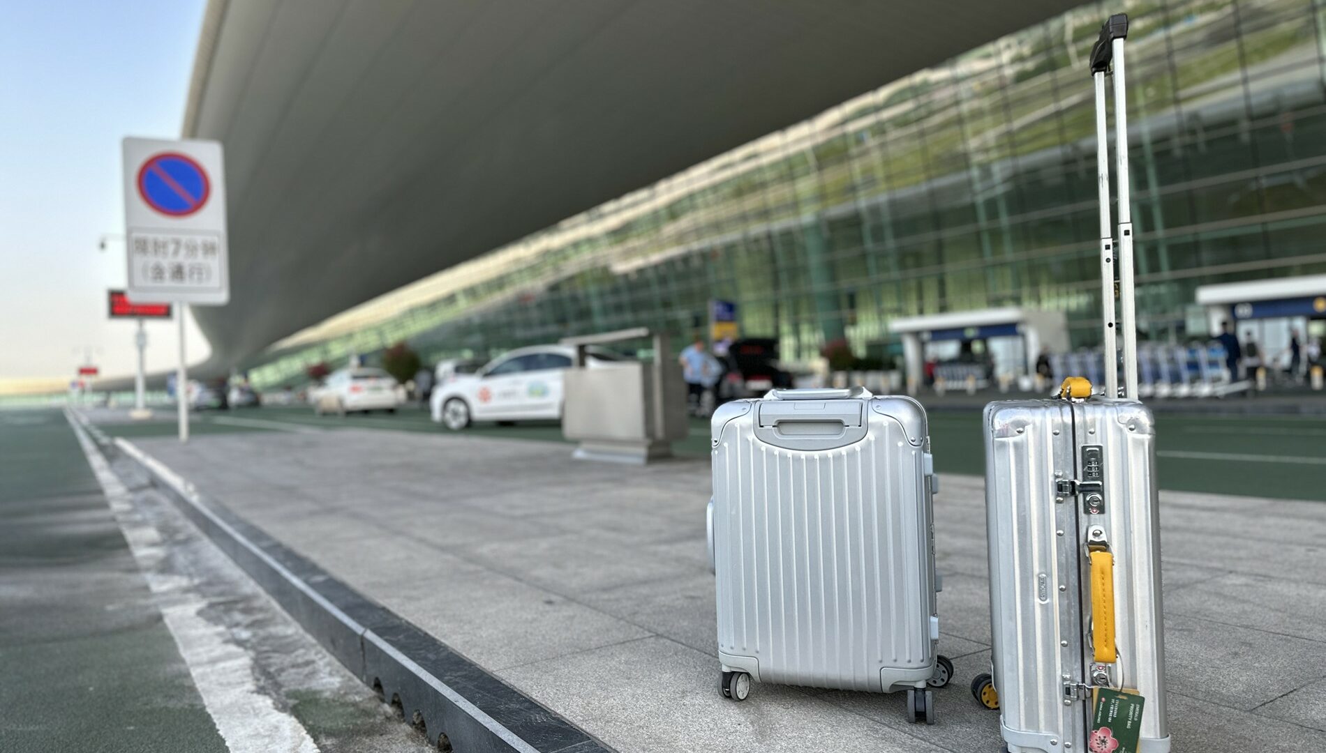 機場接送｜信佑機場接送、包車旅遊